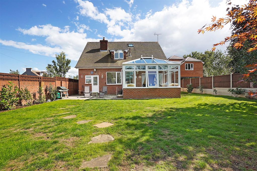 Property photo 3 of 40 Garden