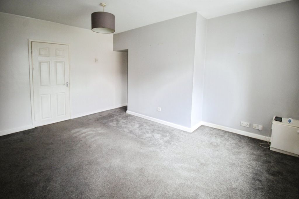 Property photo 2 of 9 Lounge