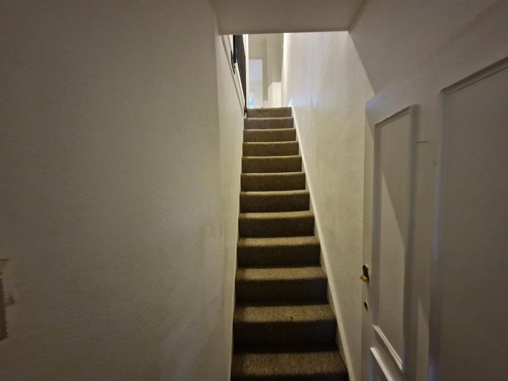 Property photo 2 of 14 Photo-2024-11-26-11-31-04_1.Jpg