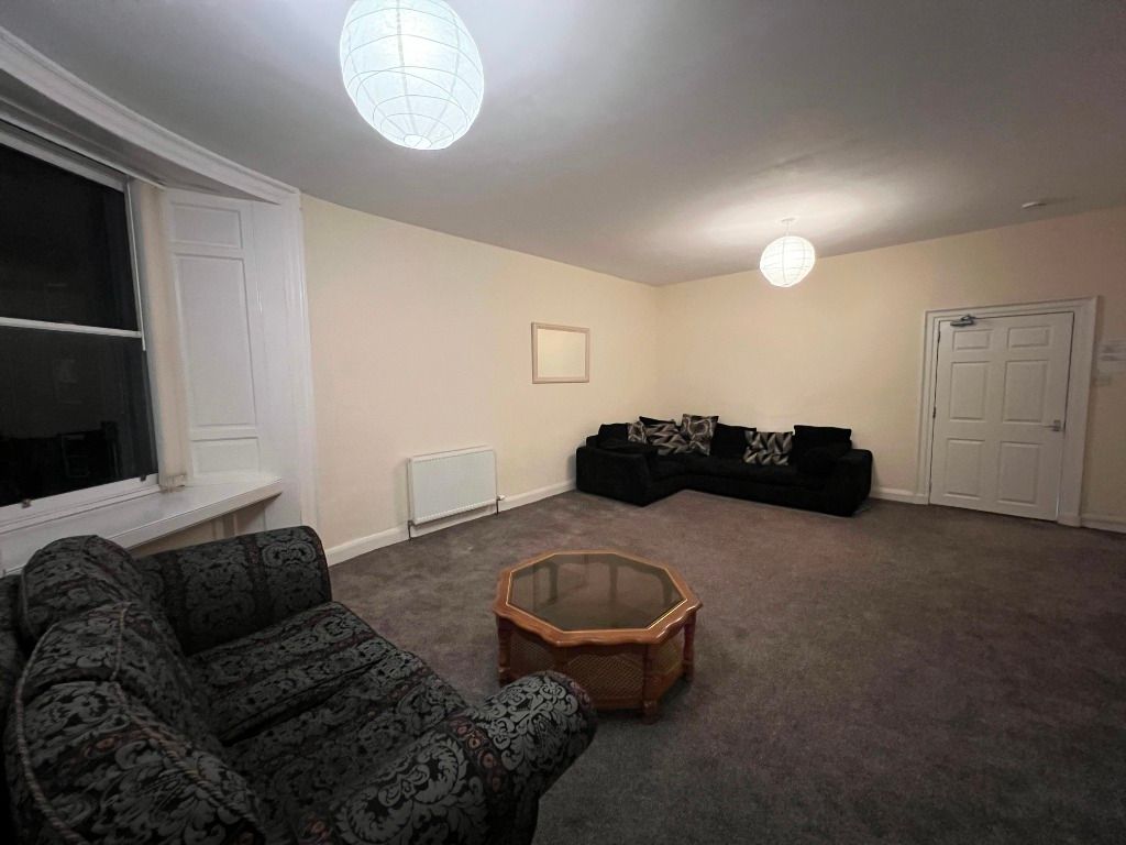 Property photo 3 of 10 Photo 3