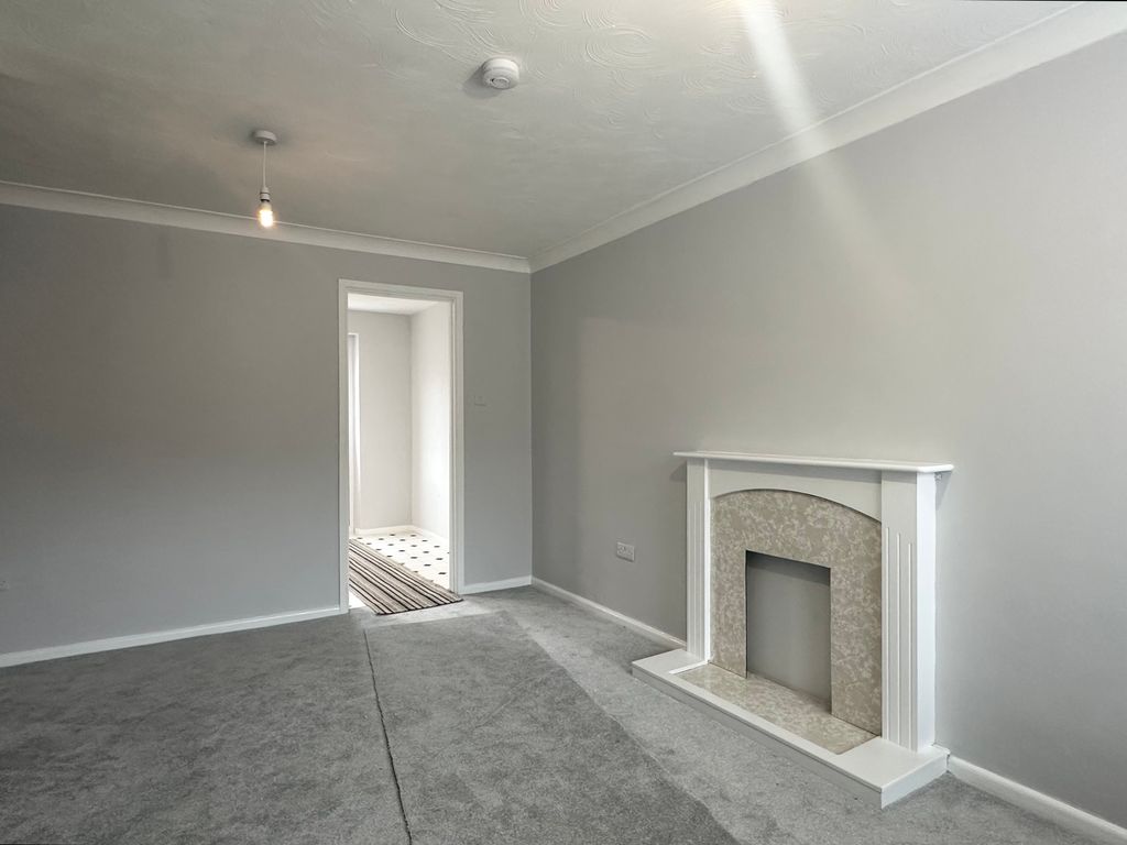 Property photo 3 of 10 Img_4777