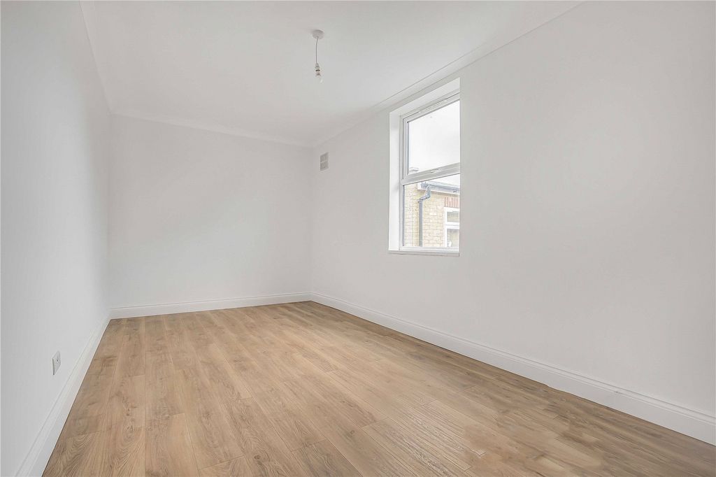Property photo 2 of 10 Picture No. 02