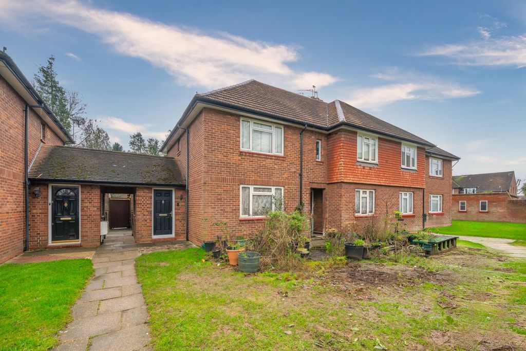 Property photo 1 of 9