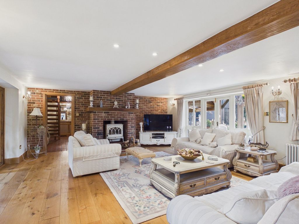 Property photo 2 of 51