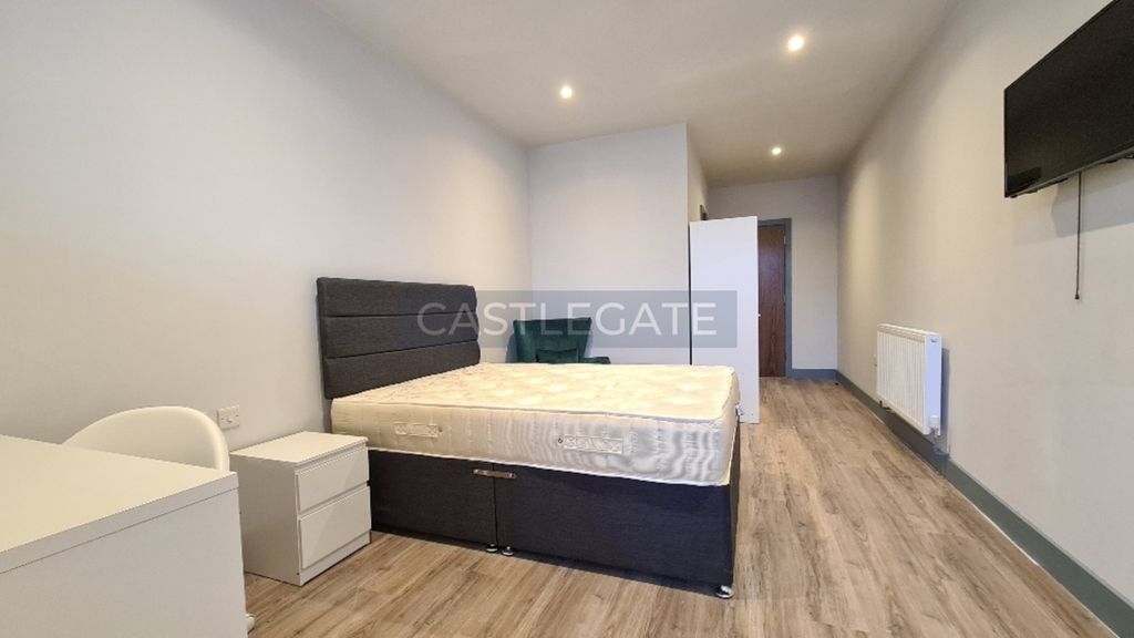 Property photo 2 of 8 Renaissance Works, Room 115, 103 New Street, Huddersfield, West Yorkshire, HD1 2Tw