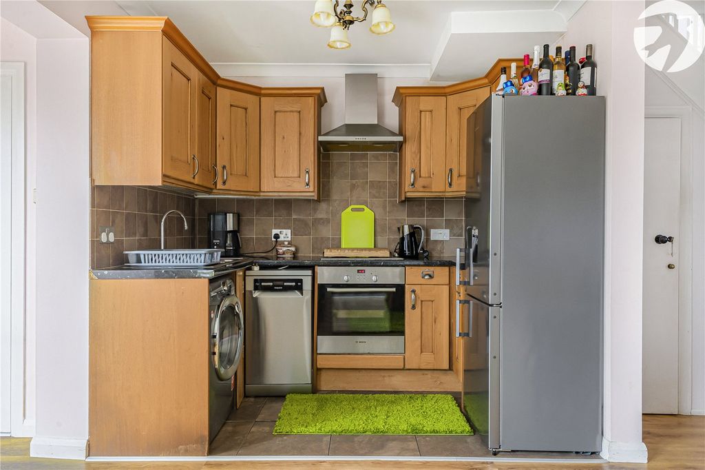 Property photo 3 of 25 Picture No. 22