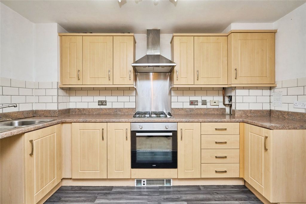 Property photo 2 of 13 Kitchen