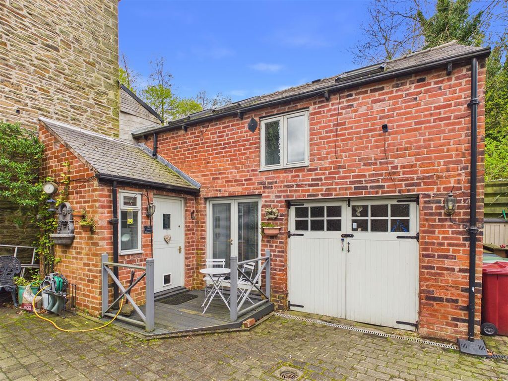 Property photo 3 of 33 Cam05476G0-Pr0178-Still004.Jpg