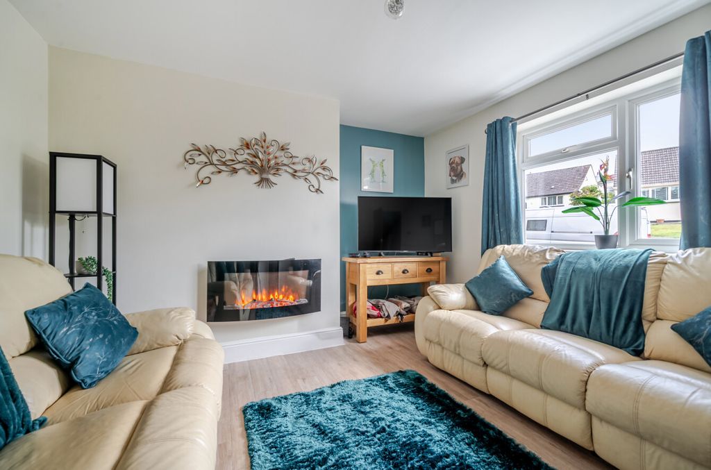 Property photo 1 of 24 1 - 1463254-6-6A0Dde8...