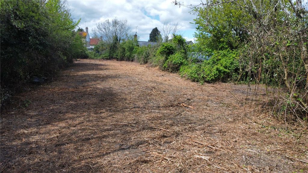 Property photo 3 of 6 Picture 3