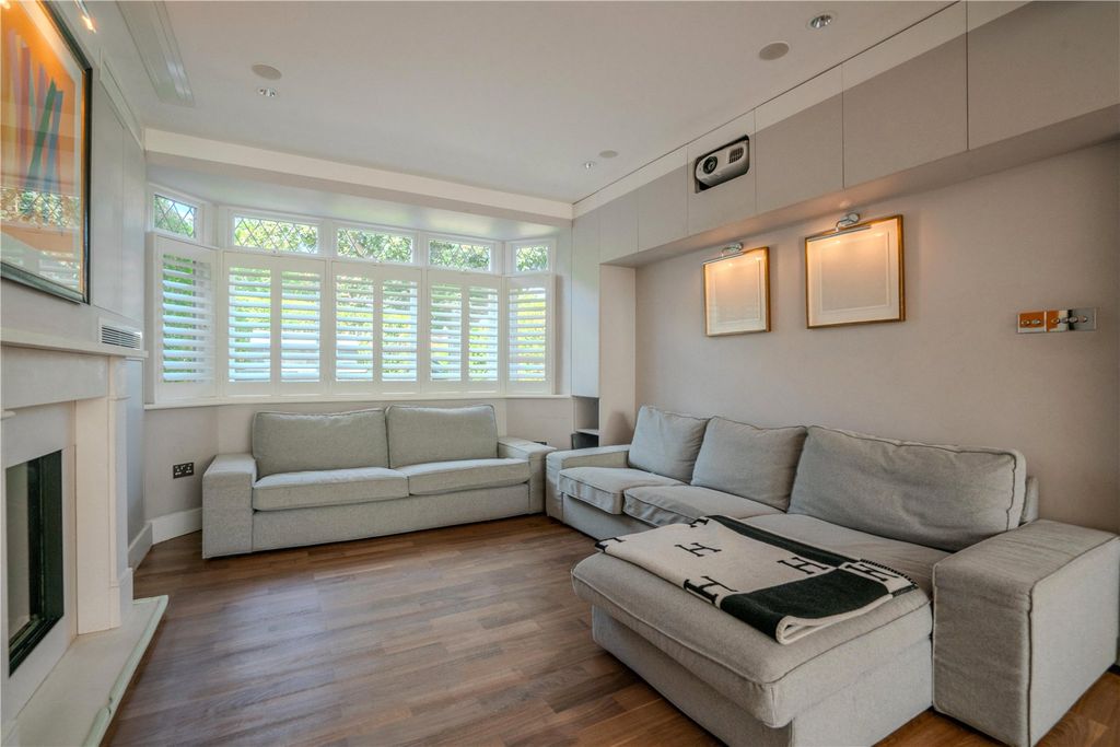 Property photo 3 of 22 Picture No. 72