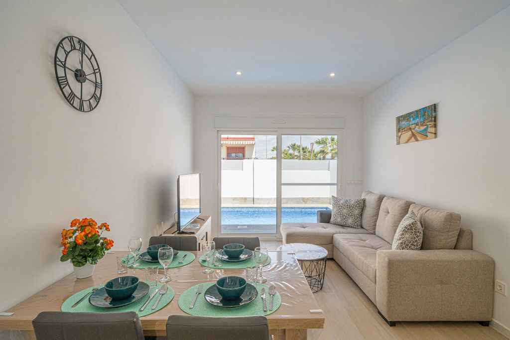 Property photo 3 of 22