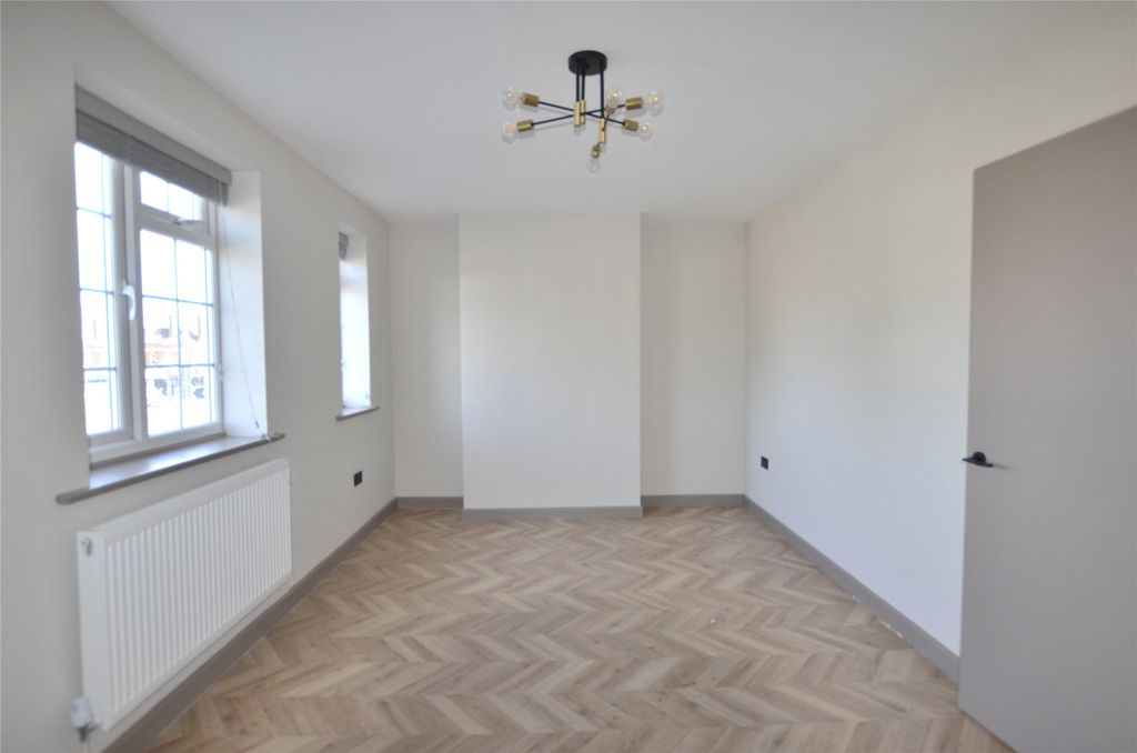 Property photo 3 of 11 Picture No. 05