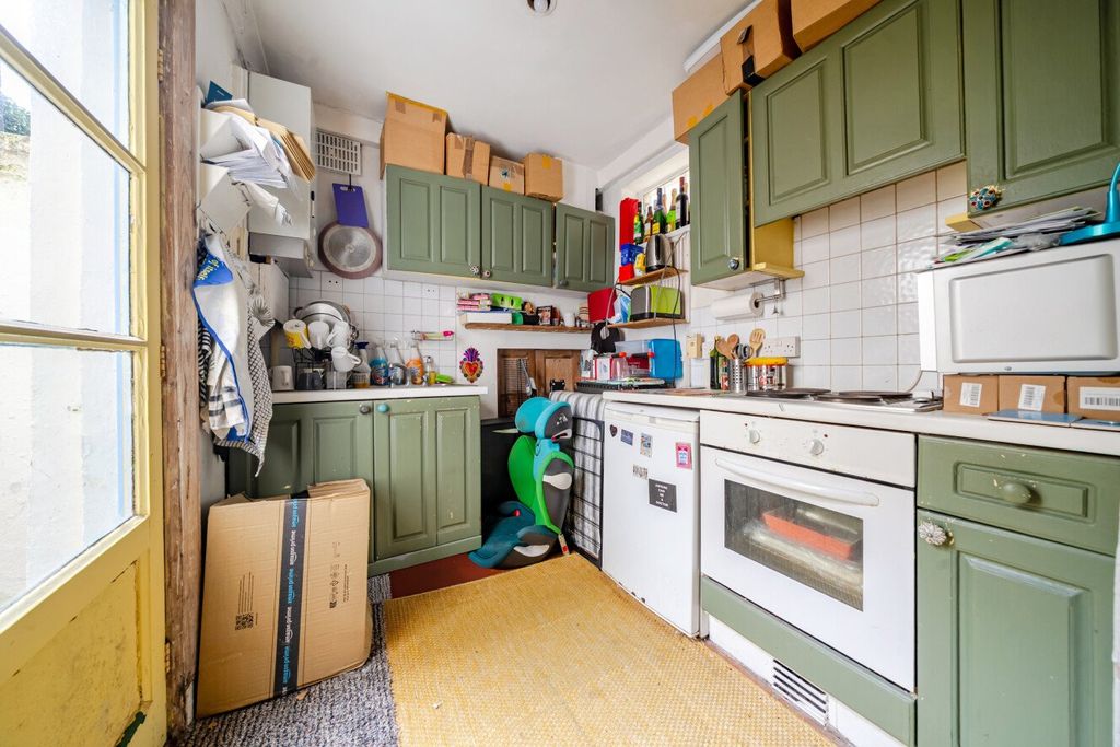 Property photo 2 of 11 Picture No. 13