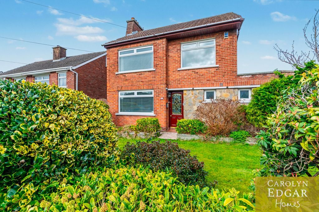 Property photo 1 of 38 012