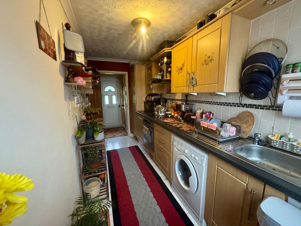 Property photo 3 of 10 Picture No. 04