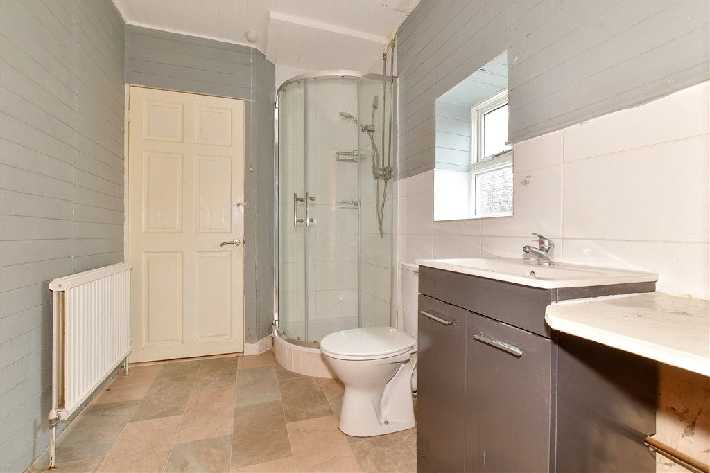 Property photo 3 of 9 Shower Room