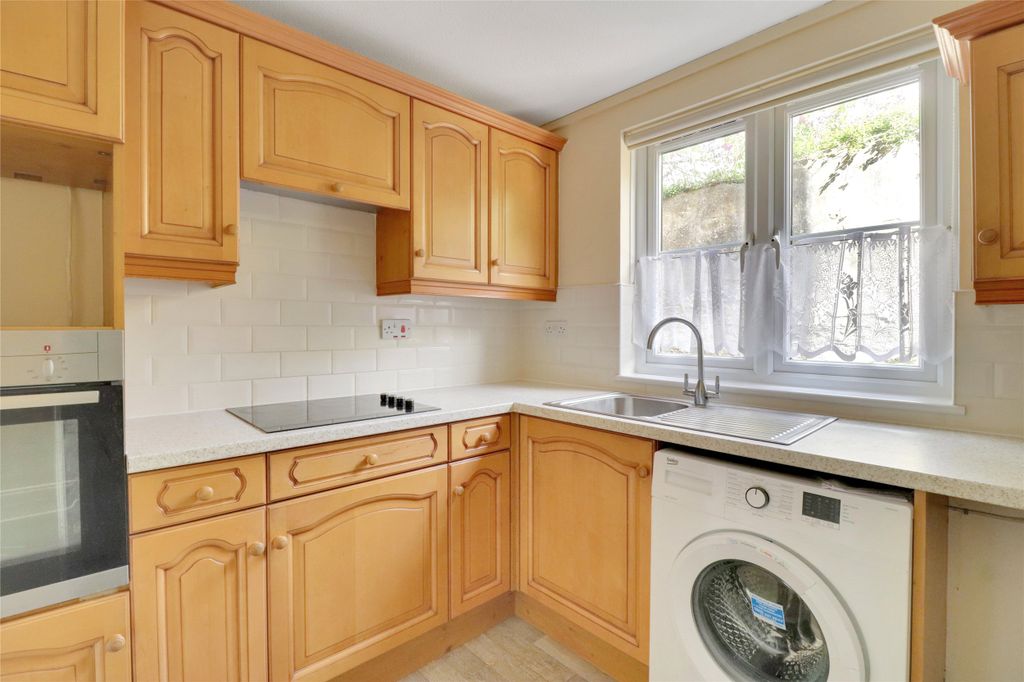 Property photo 3 of 6 Picture No. 04