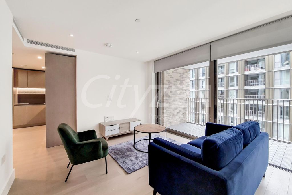 Property photo 3 of 13 Reception Room