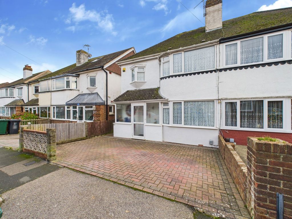 Property photo 1 of 22