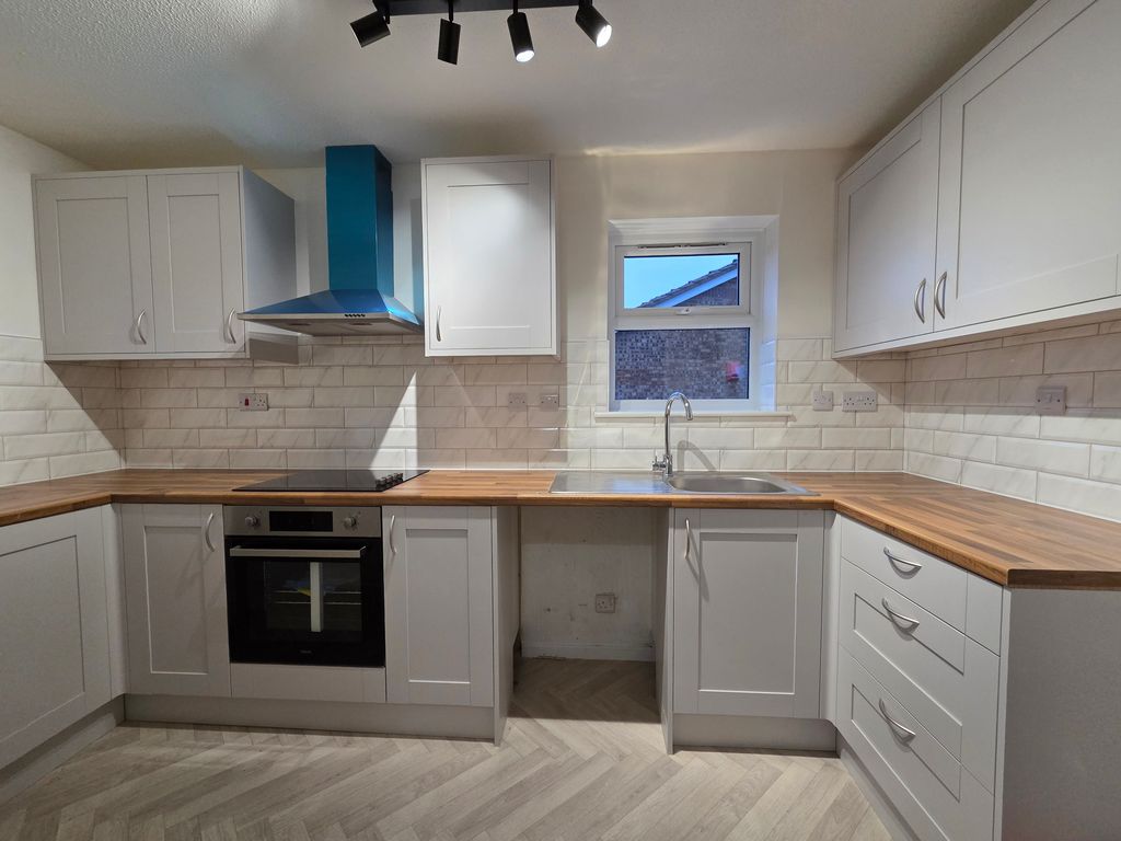 Property photo 2 of 7 Image