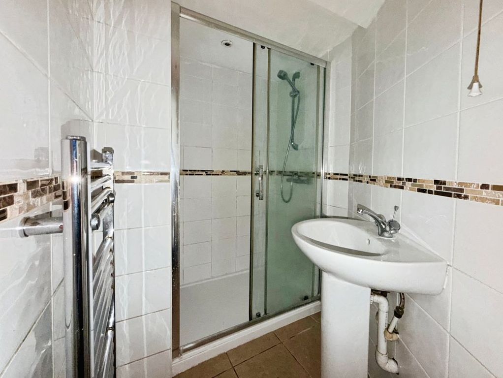 Property photo 3 of 4 Image 3