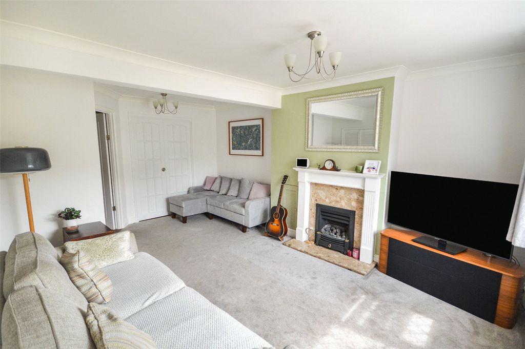 Property photo 3 of 21 Picture No. 26