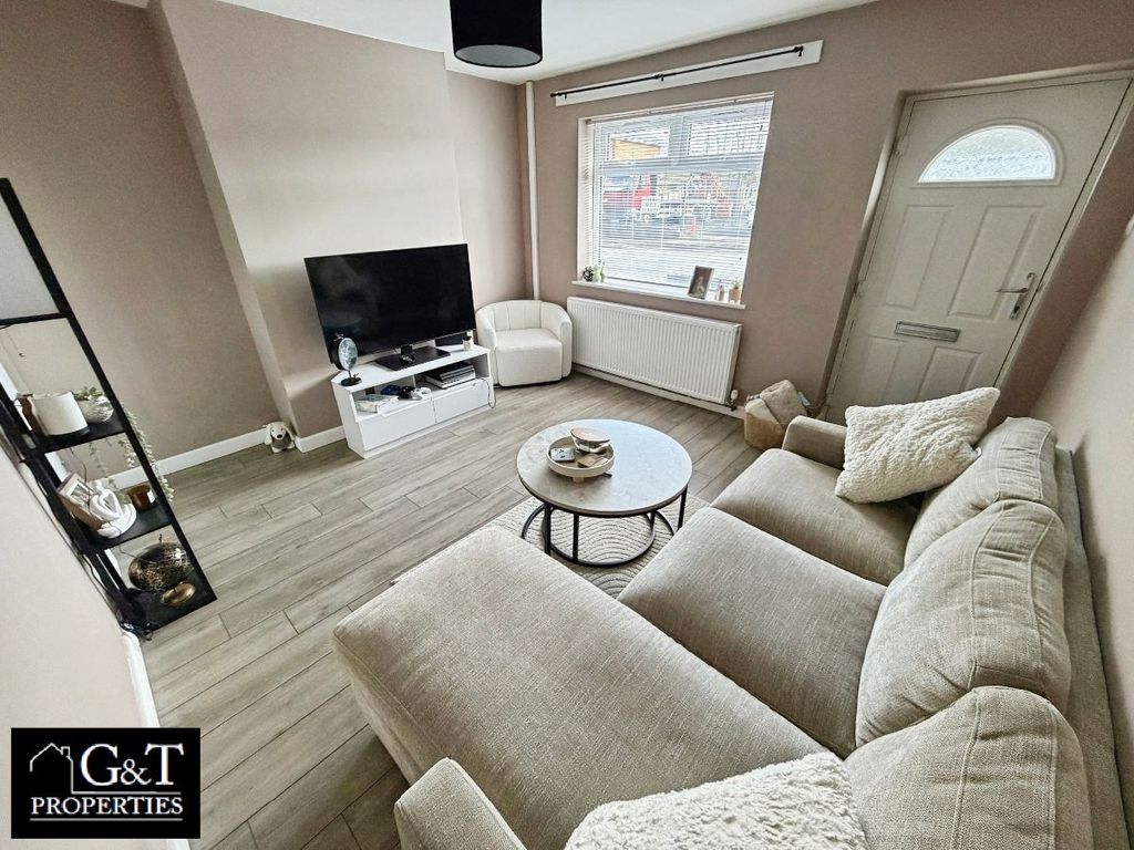 Property photo 3 of 13 Reception Room