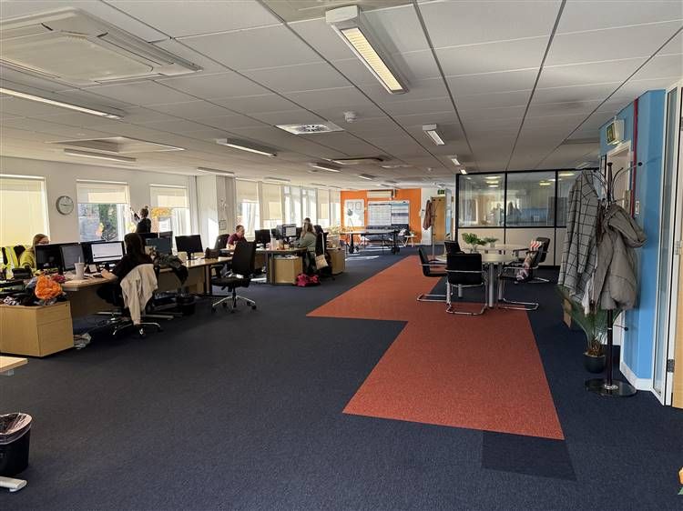 Property photo 2 of 8