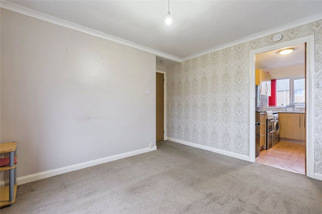 Property photo 3 of 8 Picture No. 13