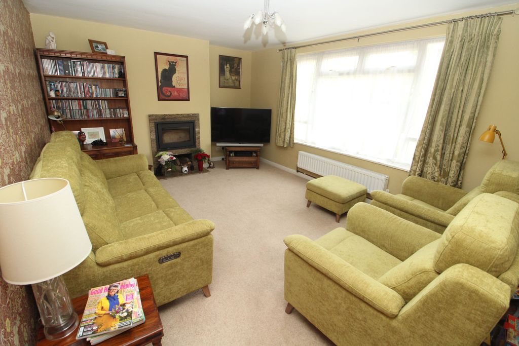 Additional image 2 of 4 bed link detached house for saleHill View, Sherington, Newport Pagnell MK16