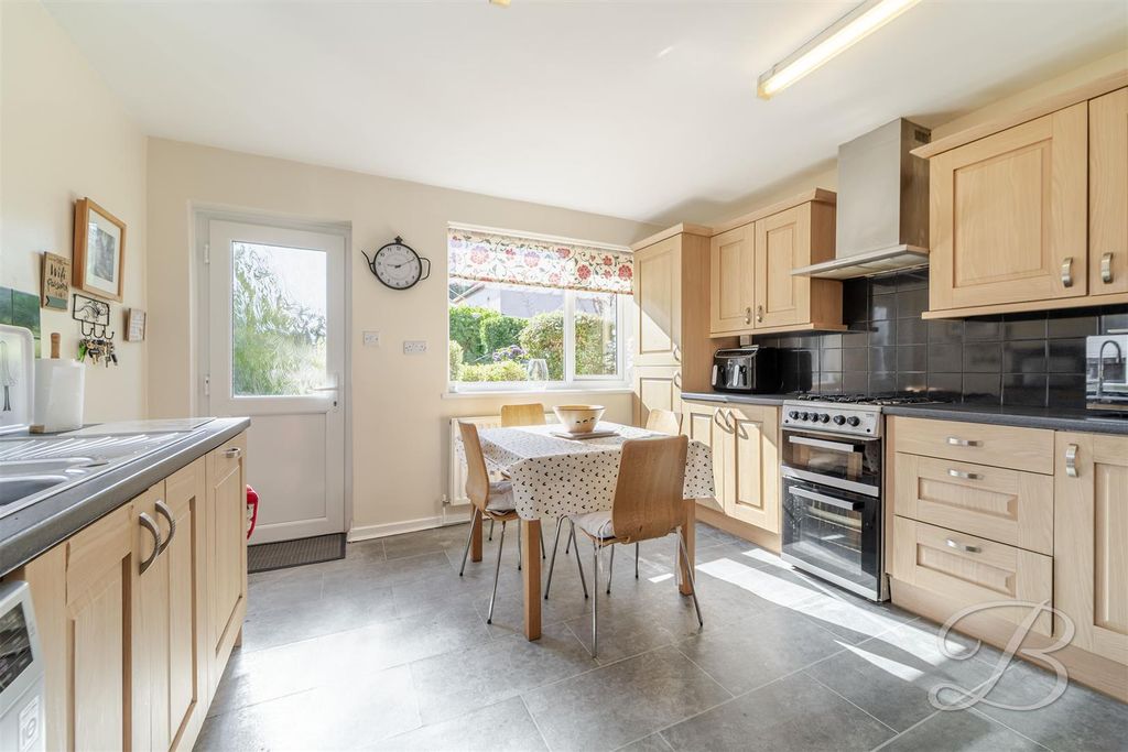 Property photo 2 of 37 Ccltd-18.Jpg