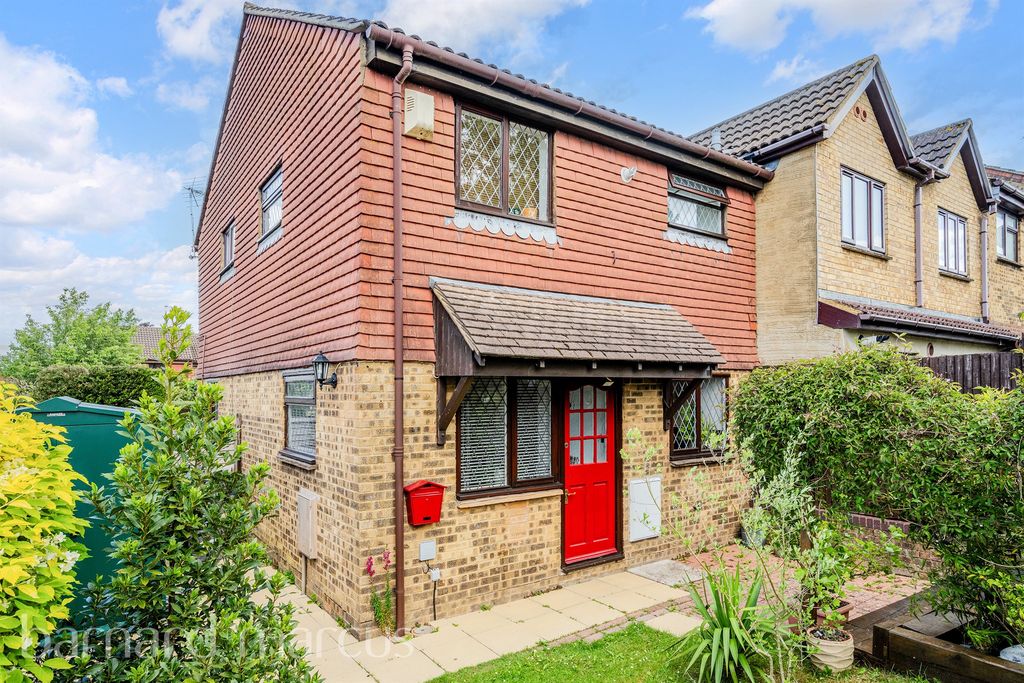 Property photo 1 of 9