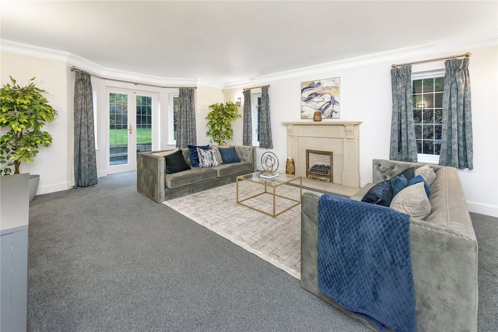 Property photo 3 of 13 Reception Room