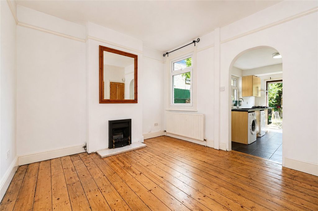 Property photo 3 of 13 Picture No. 06