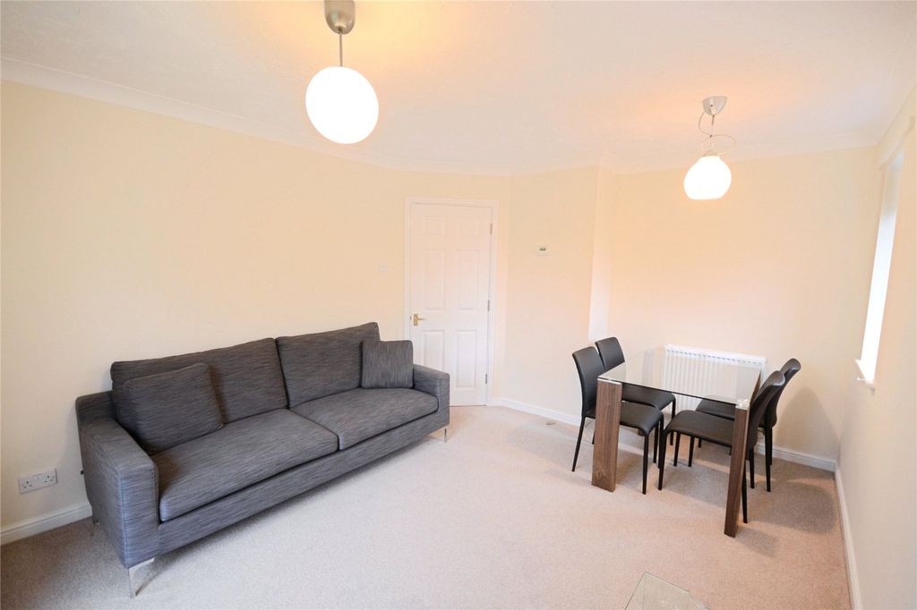 Property photo 2 of 15 Picture No. 29