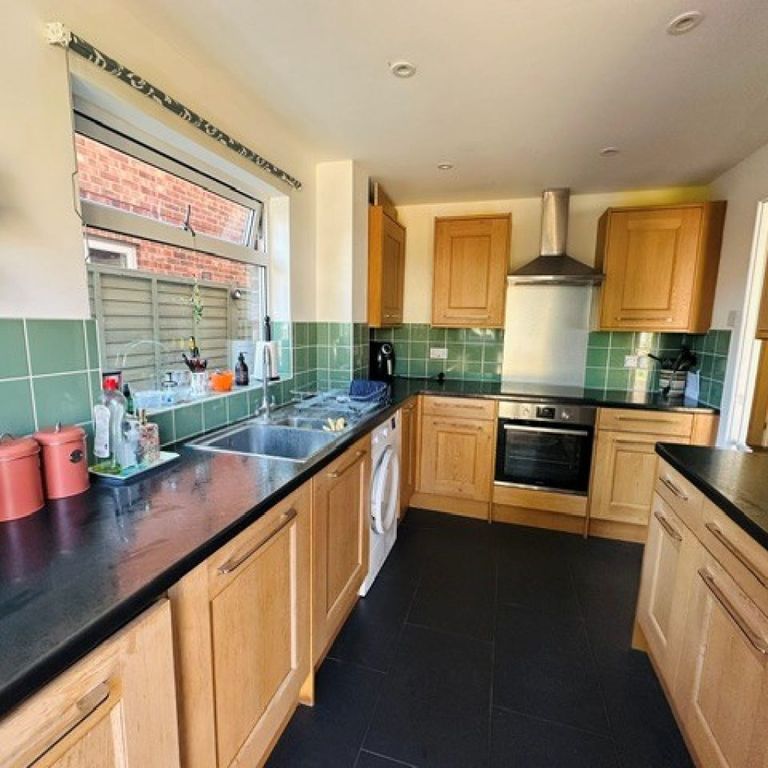 Property photo 3 of 14