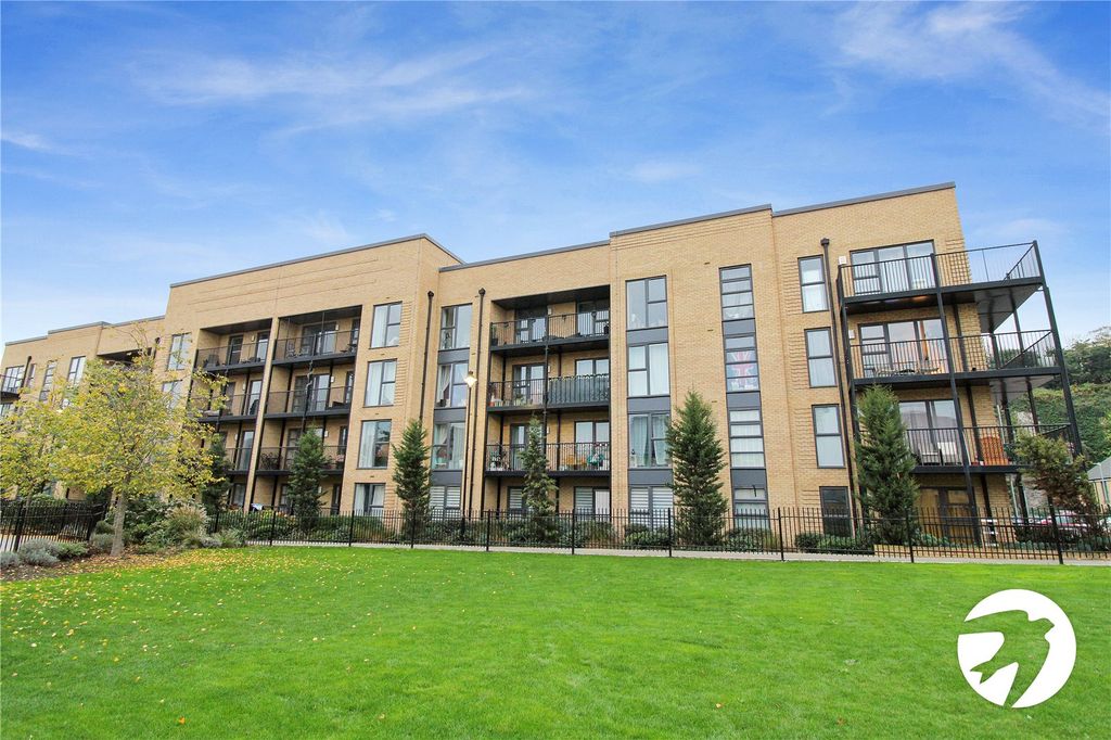 Property photo 1 of 11 Picture No. 14