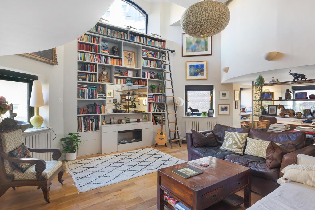 Property photo 2 of 13 Image