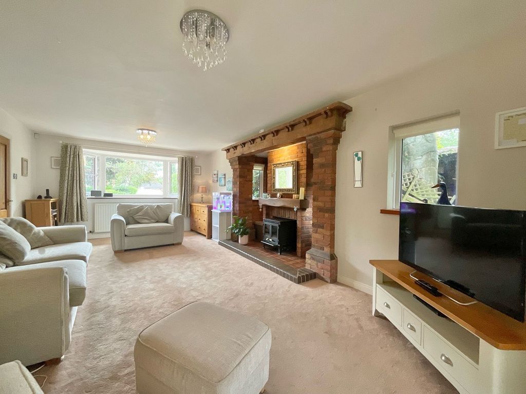 Property photo 2 of 24