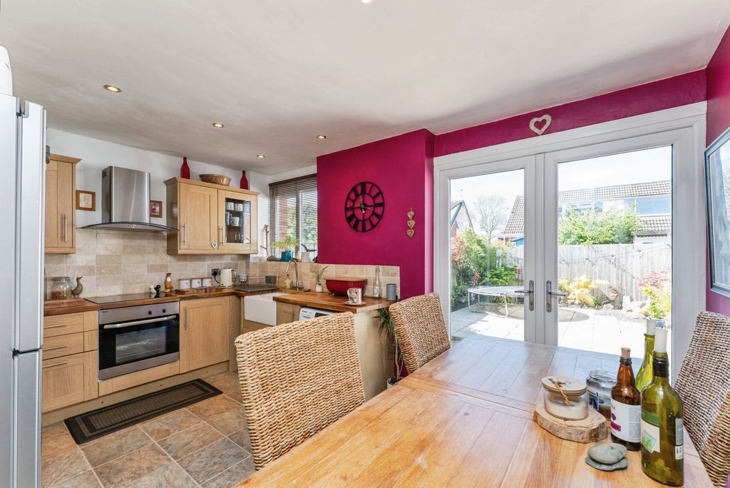 Property photo 3 of 20 Pbox-Img.Jpg