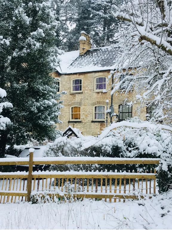 Property photo 1 of 37