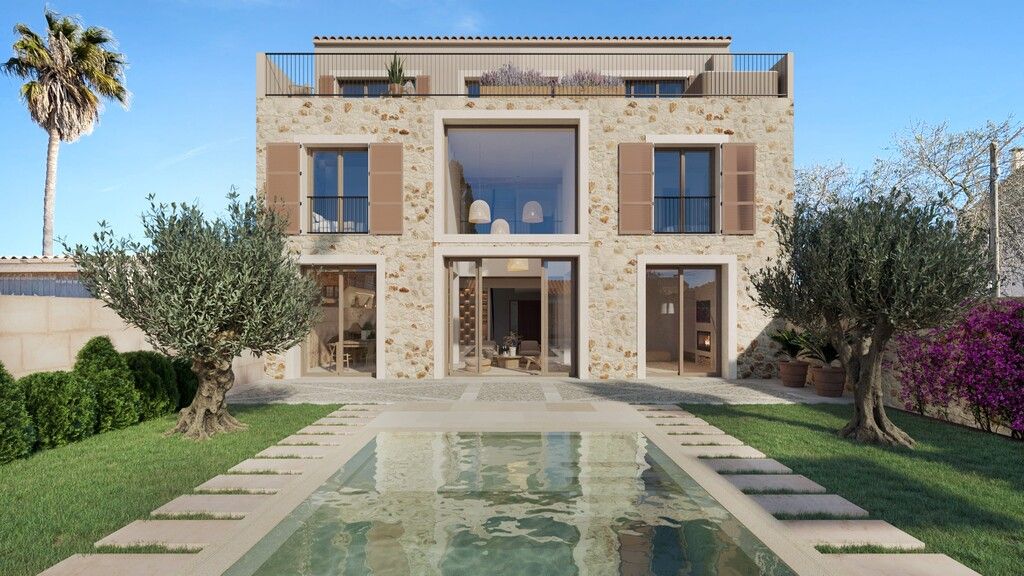 Property photo 1 of 14 Exterior And Pool