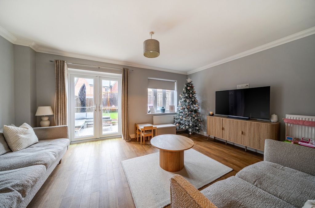 Property photo 2 of 21 1393773-13-6943F4...