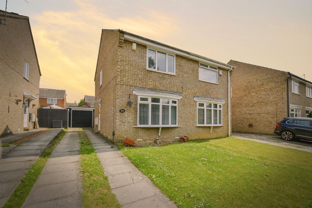 Property photo 1 of 17