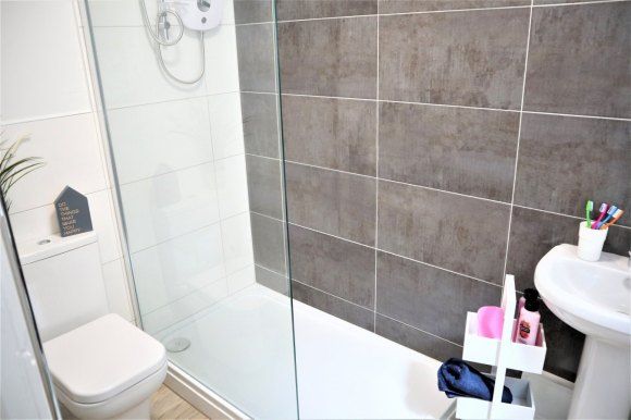 Property photo 3 of 6 6676553.Jpg