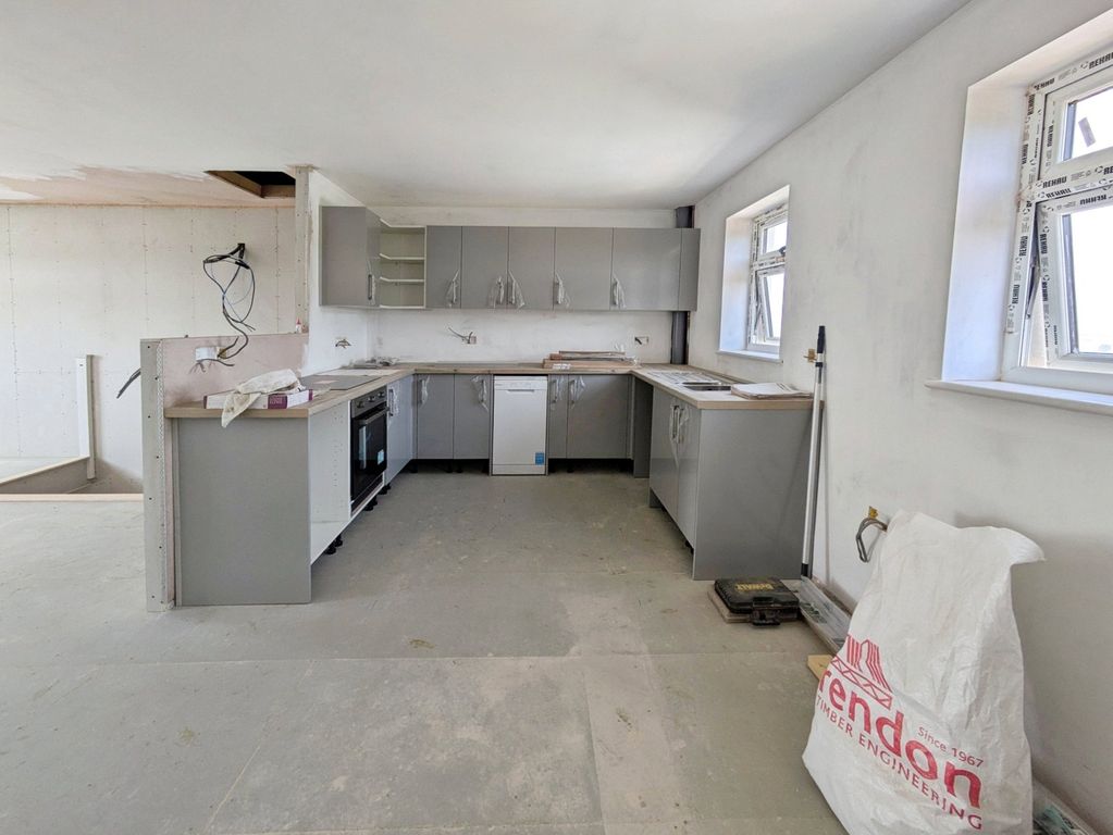 Property photo 2 of 11 Picture No. 05