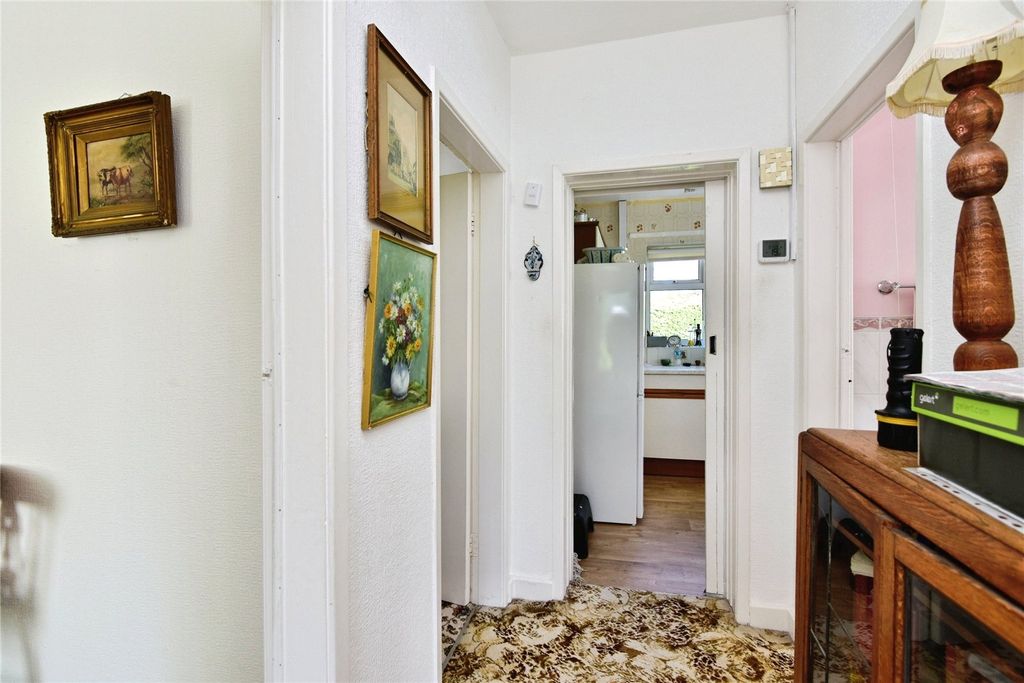 Property photo 2 of 16 Picture No. 05