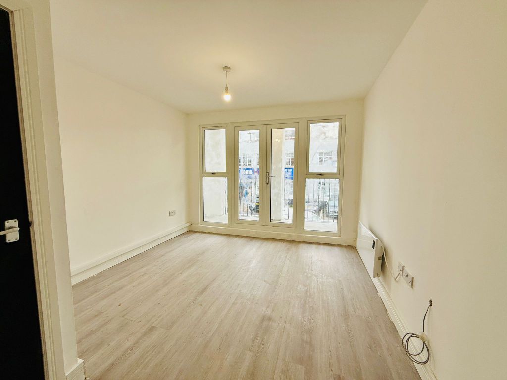 Property photo 3 of 7 Whatsapp Image 2025-11-07 At 11.10.40