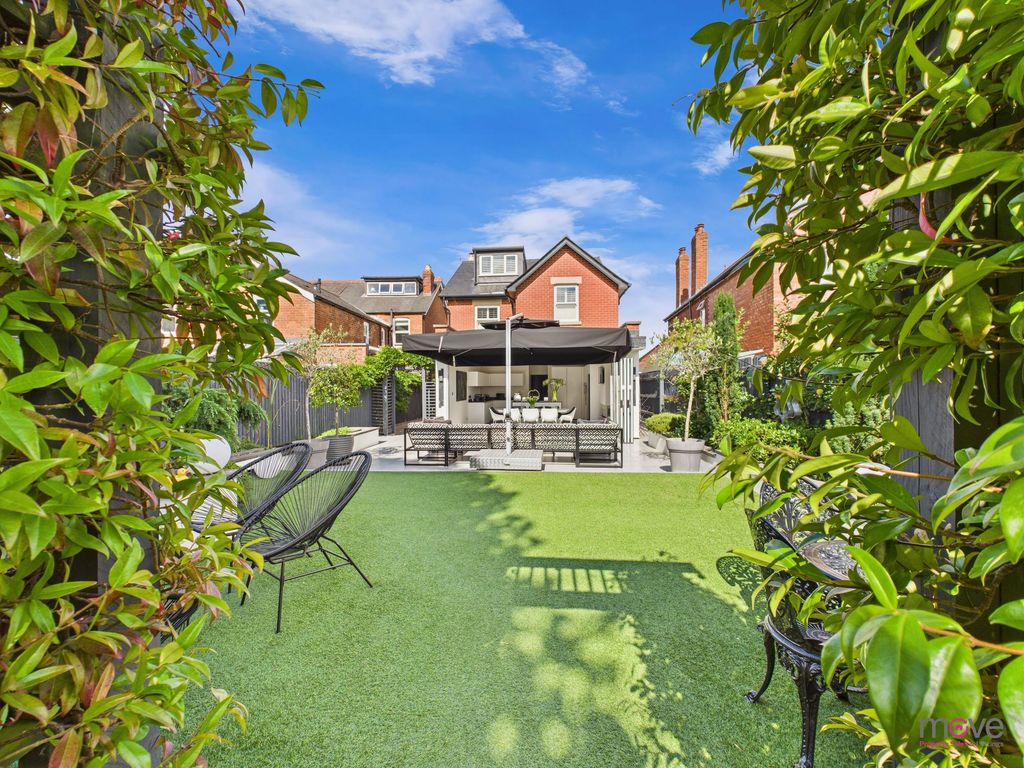 Property photo 1 of 30
